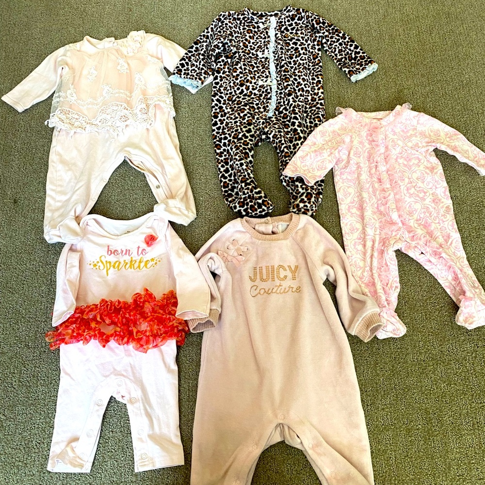 Baby girl fancy pajamas 3-6m.bundle
